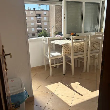 Arjana Vlore Daire Polisi i Vogel